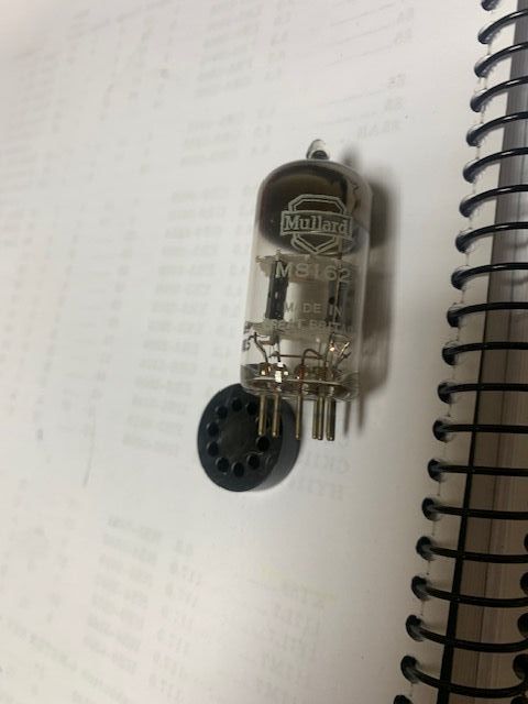 VALVULAS ECC82 /12AT7  MULLARD