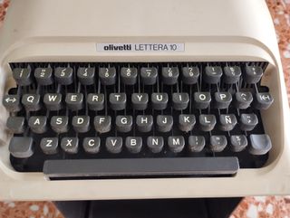 Maquina de Escribir Olivetti