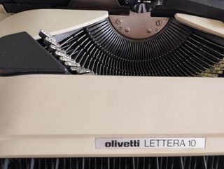 Maquina de Escribir Olivetti