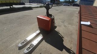 Transpaleta Electrica Toyota LPE200/8 (VENDIDA)