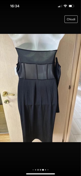 Vestito nero nuovo tulle e manicotti