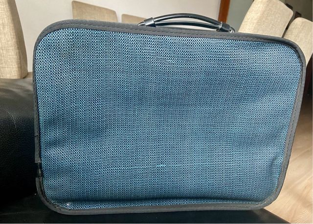 Maletin de Avon años  60