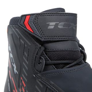 ¡25%DTO! TCX BOTAS MOTO R04D WP BLACK/RED
