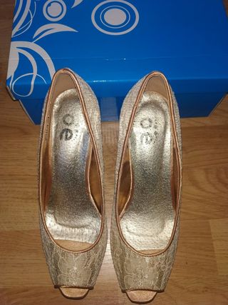 Zapatos de Tacón de Encaje y Raso 
