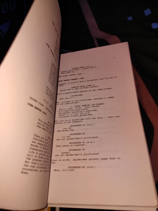 Guion firmado Spider-Man No Way Home