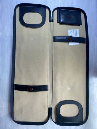 Corbatero de piel