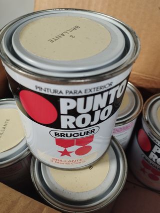 Caja de Pintura esmalte en liquidación 