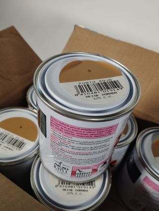 Caja de Pintura esmalte en liquidación 