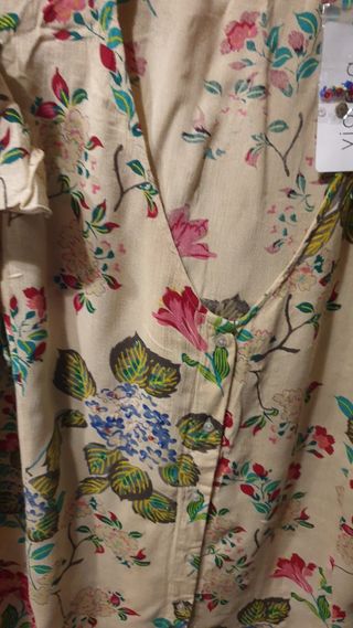 BLUSA FLORES