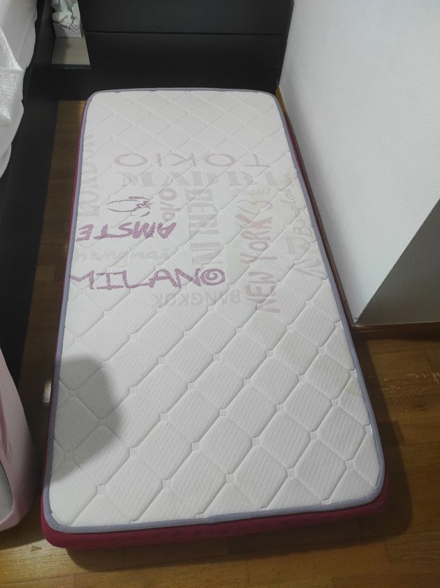 Colchón para cama ikea. Altura 18