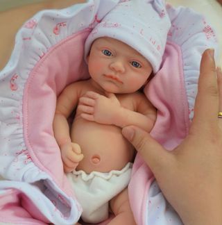 Muñeca reborn bebé silicona flexible