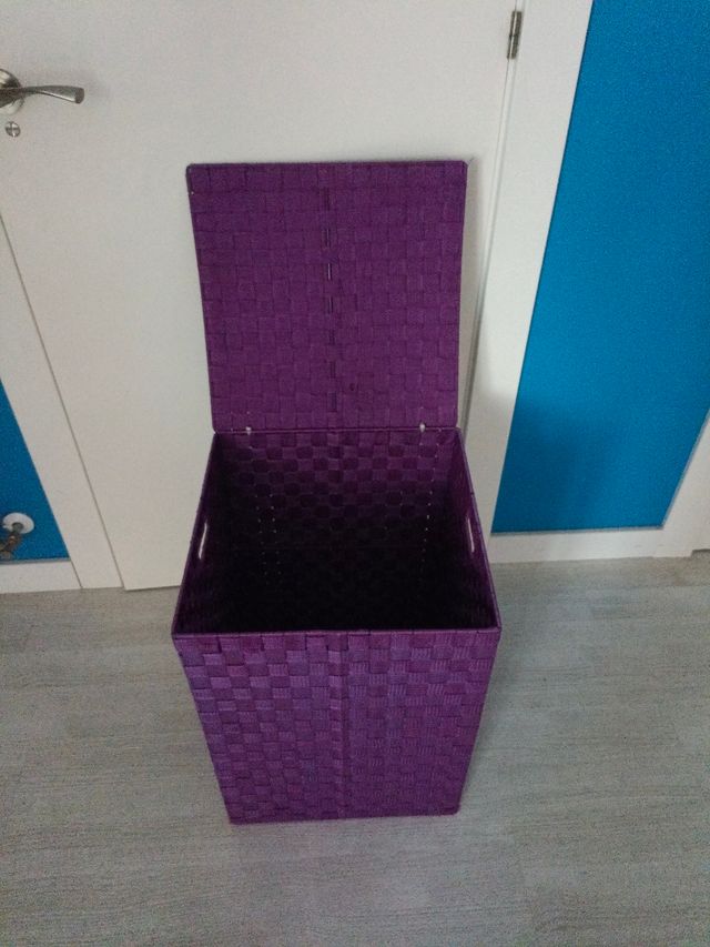 Cubo morado