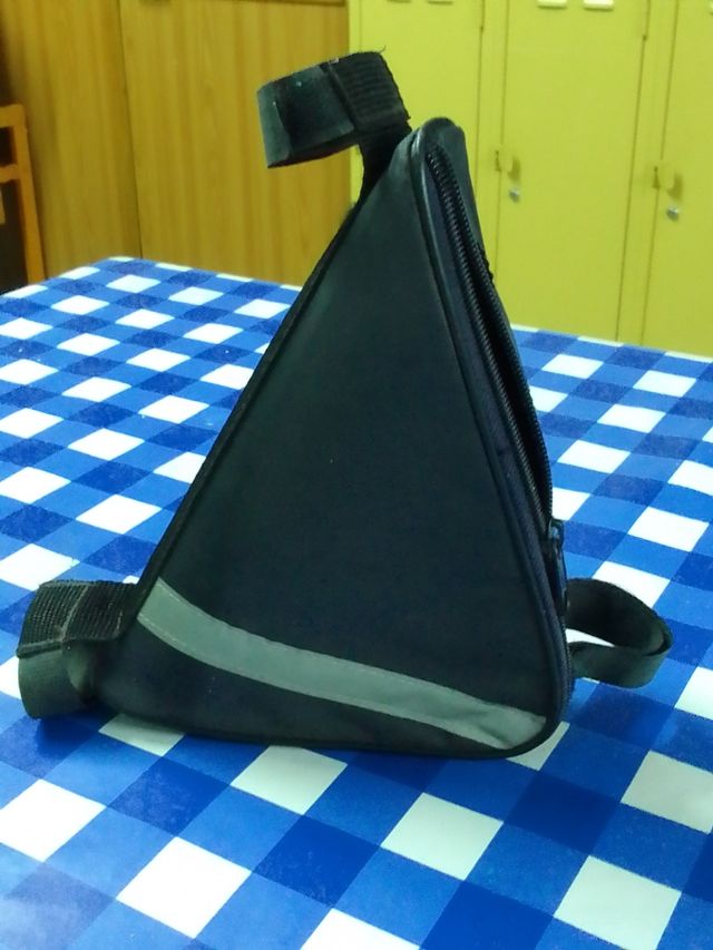 Porta herramientas para la bici