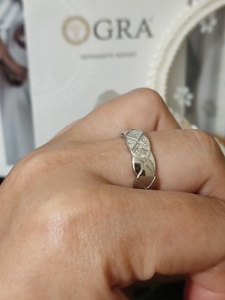 anillo de plata moissanita