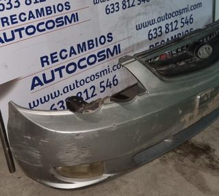 PARAGOLPES DELANTERO KIA SHUMA 2003 COLOR GRIS
