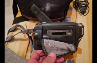 Sony handycam vision videoHi8 460x DZ