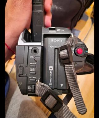 Sony handycam vision videoHi8 460x DZ