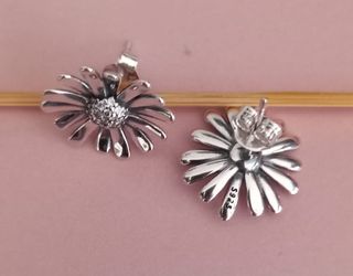 🌼 Pendientes Flor Margarita