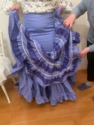 TRAJE DE SEVILLANA VALORADO EN MÁS DE 400€ 
