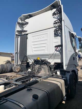 SE VENDE DESPIECE COMPLETO IVECO STRALISS 500
