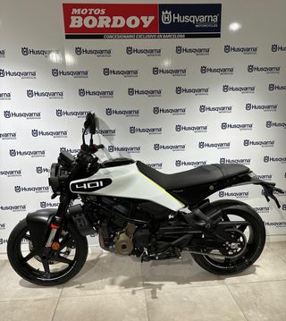 ULTIMA UNIDAD - HUSQVARNA VITPILEN 401 2024