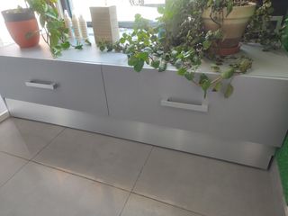 Mueble con cajones