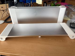 Soporte elevador monitor escritorio