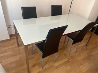 Mesa comedor de cristal