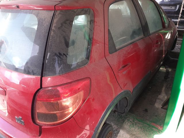 Despiec Fiat sedici 2009 1.9JTD Multijet 120cv 4x4