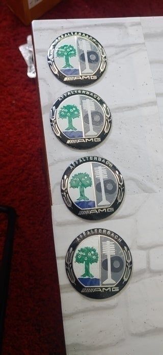 Pegatinas 56 mm para tapabuje 4 pcs X 8€ adhesivo