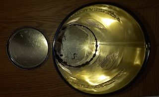 Latta Champagne vuota datata