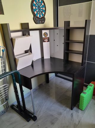 Escritorio esquinero Micke
