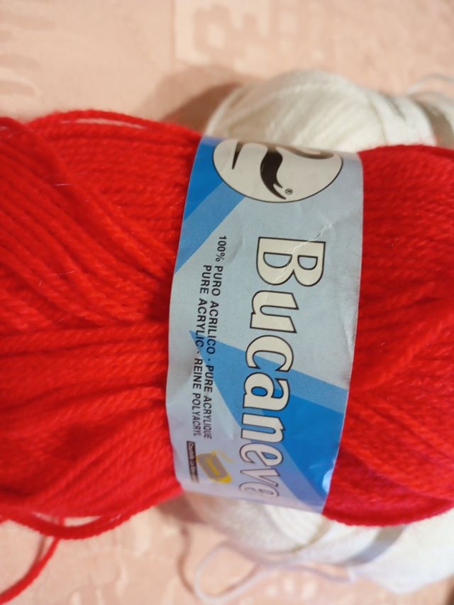 Gomitoli per lavoretti