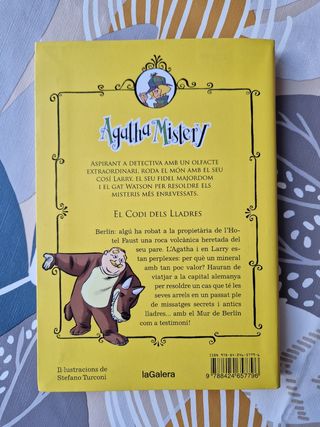 Llibre Agatha Mistery