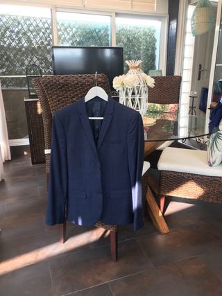 TRAJE NIÑO / JOVEN