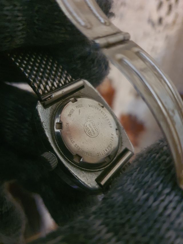 Reloj Saytoko mecánico antiguo vintage