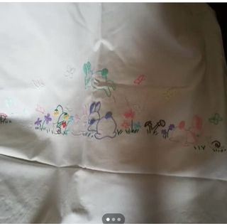 Coppia tende ricamate a mano