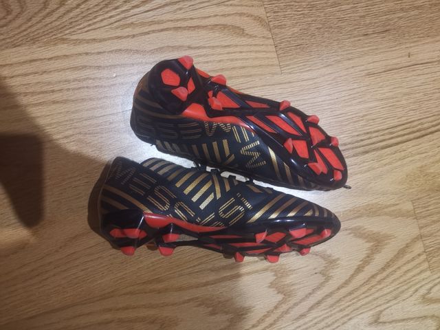 Botas de fútbol Adidas Nemeziz Messi