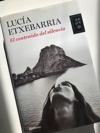 Novela , El contenido del silencio .