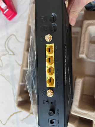 CUDDY ROUTER LT700 NUEVO