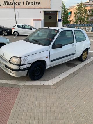 Renault Clio 1998