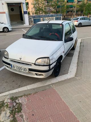 Renault Clio 1998