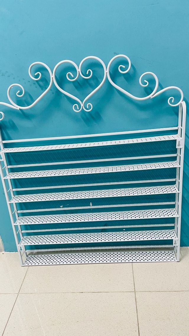 Estantería de esmaltes