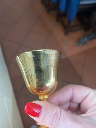 Bicchieri da aperitivo dorati a 24 carati,