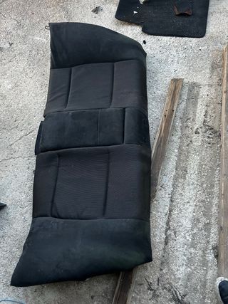 ASIENTOS TELA Y ALCANTARA TRASEROS