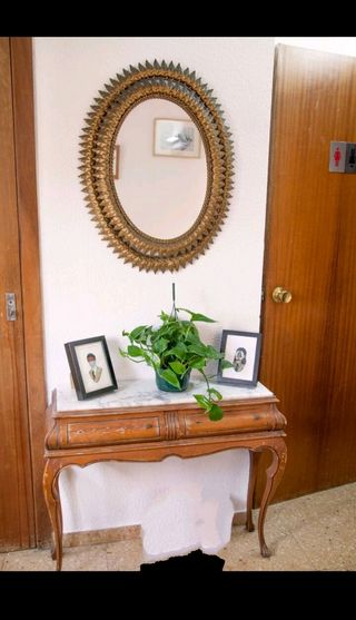 Mueble recibidor antiguo