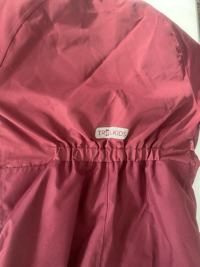 Mono nieve niño. Trollkids. 140 cm.