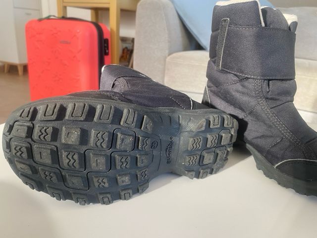 Botas descanso nieve niñ. 35 y 27 y botas de agua