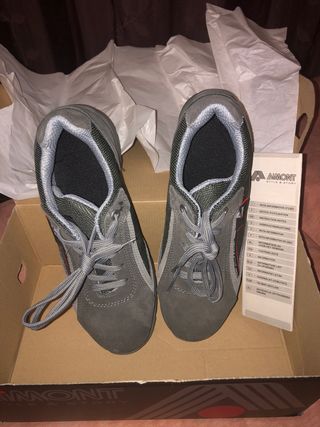 Scarpe antinforunistica N. 43 Aimont 