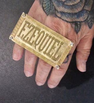 SELLO 2 DEDOS ORO 18KT  SE REALIZAN 
